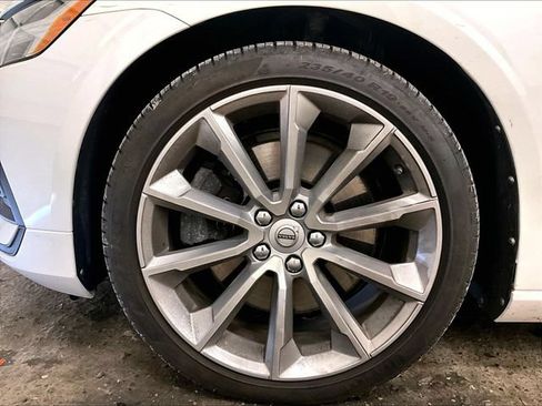 Used 2020 Volvo S60 T6 Momentum AWD/4WD image 8
