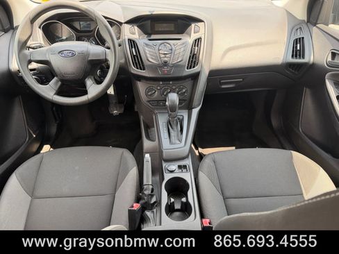 Used 2013 Ford Focus S FWD image 16