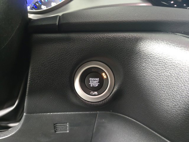 Used 2026 Chrysler Pacifica Select FWD image 25