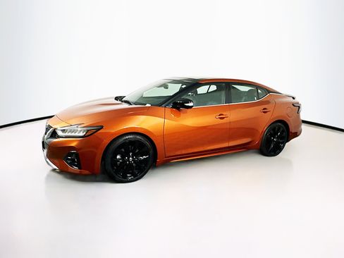 Used 2019 Nissan Maxima SR w/ Premium Package image 4