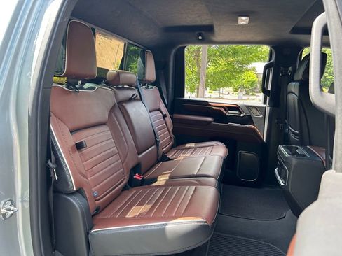 Used 2024 GMC Sierra 3500 Denali Ultimate AWD/4WD image 55