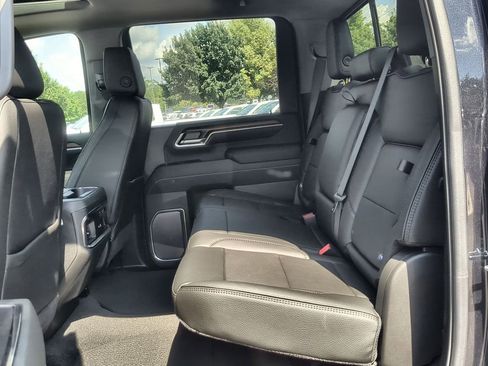 New 2025 GMC Sierra 2500 Denali w/ Denali Reserve Package image 26