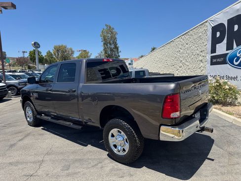 Used 2018 RAM 2500 Tradesman w/ Chrome Appearance Group AWD/4WD image 7
