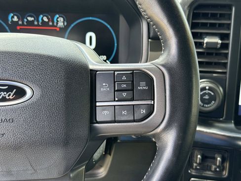 Used 2022 Ford F150 Lariat w/ Equipment Group 502A High AWD/4WD image 18