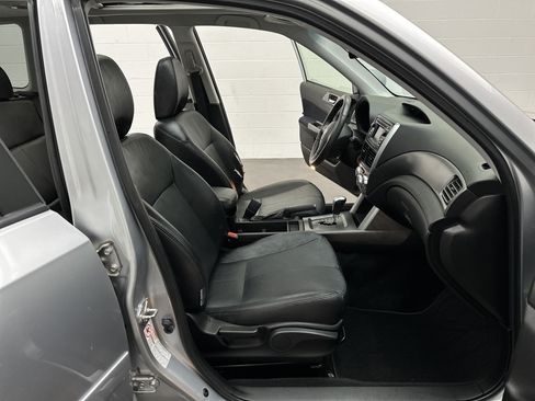 Used 2012 Subaru Forester 2.5X Limited AWD/4WD image 21