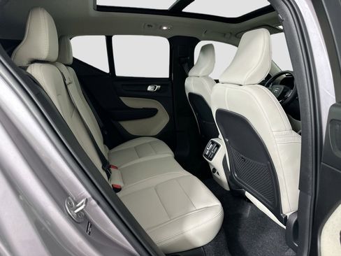 New 2026 Volvo XC40 B5 Ultra w/ Protection Package Premier image 25