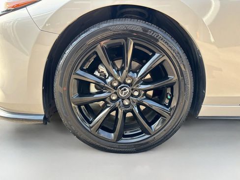 Used 2024 MAZDA MAZDA3 Hatchback w/Premium Plus Pkg AWD/4WD image 32