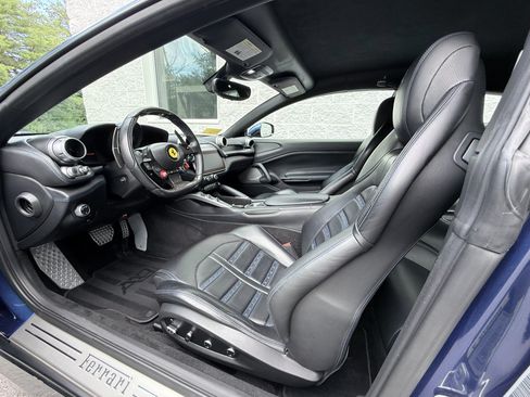 Used 2019 Ferrari GTC4Lusso AWD/4WD image 16