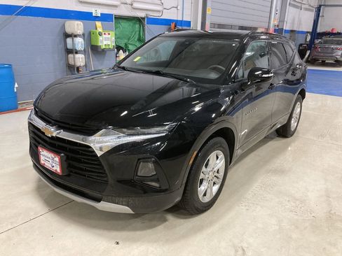 Used 2022 Chevrolet Blazer LT image 3