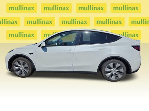 Used 2020 Tesla Model Y Long Range AWD/4WD image 11