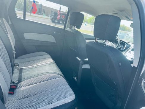 Used 2017 GMC Terrain SLE FWD image 9