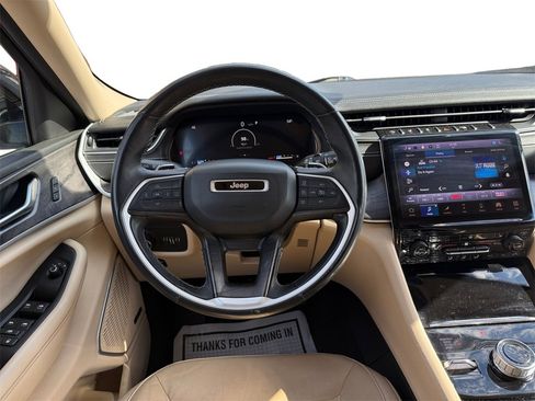 Certified 2022 Jeep Grand Cherokee L Limited image 12