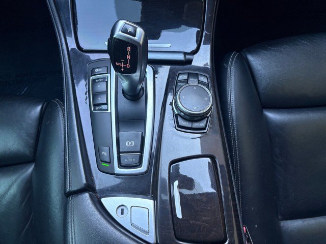 Used 2015 BMW 528i Sedan RWD image 13