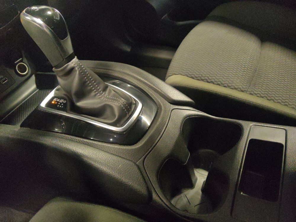 Used 2022 Nissan Rogue Sport S AWD/4WD image 26