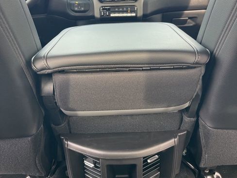 New 2026 RAM 3500 Tradesman AWD/4WD image 29