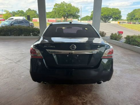 Used 2015 Nissan Altima 2.5 S w/ Power Driver Seat Package FWD image 5