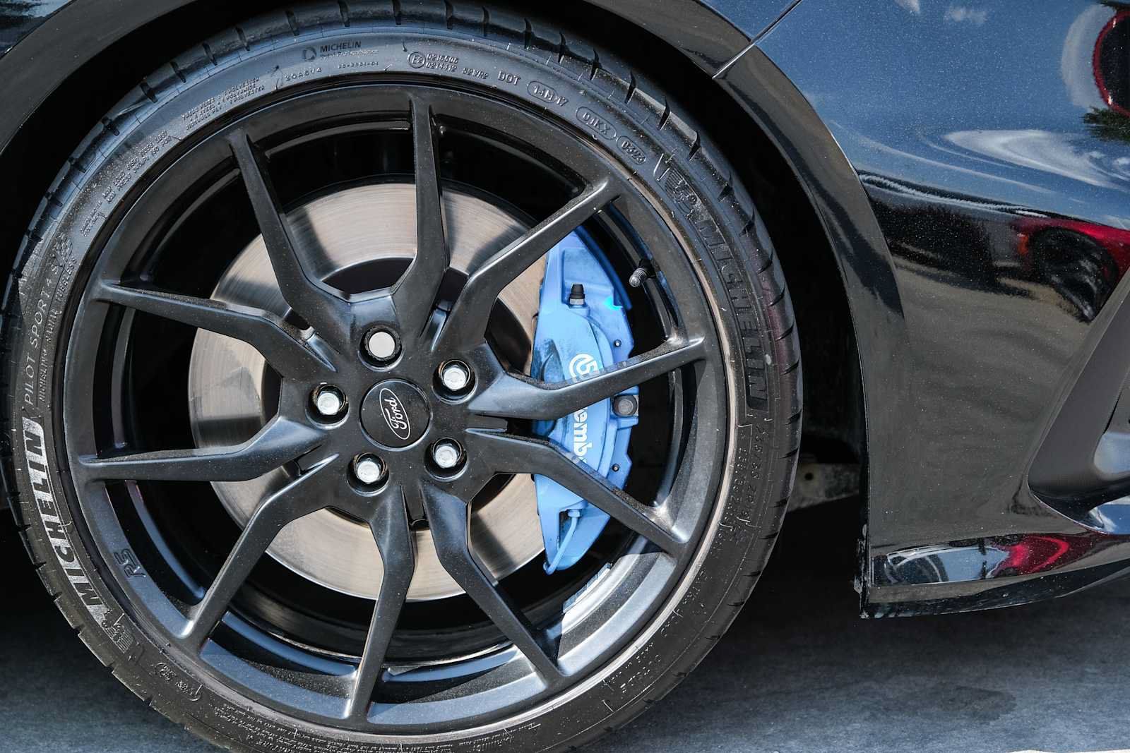 Used 2016 Ford Focus RS AWD/4WD image 11