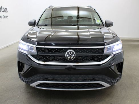 Used 2024 Volkswagen Taos S FWD image 7