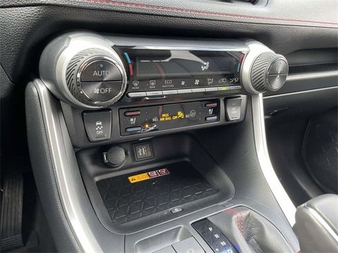 Used 2025 Toyota RAV4 XSE image 31