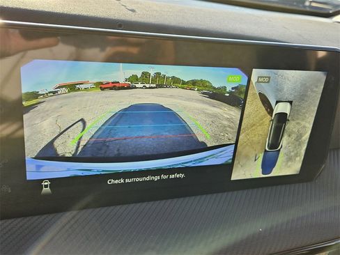 New 2025 Nissan Kicks SR image 20