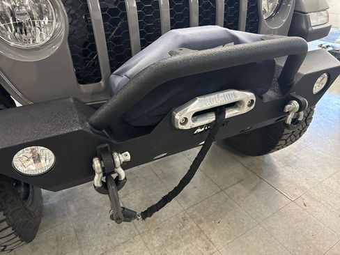 Used 2022 Jeep Gladiator Sport AWD/4WD image 70