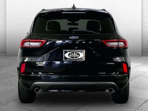 Used 2024 Ford Escape ST-Line AWD/4WD image 3