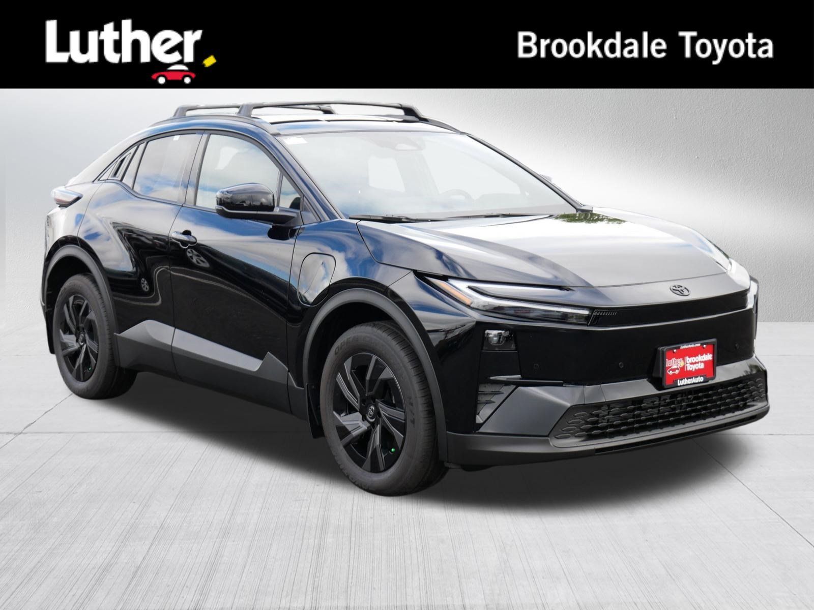 Used 2026 Toyota C-HR w/ Cold Weather Package AWD/4WD image 1