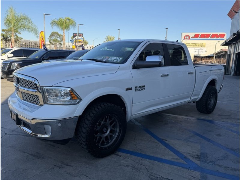 Used 2018 RAM 1500 Laramie w/ Convenience Group AWD/4WD image 53
