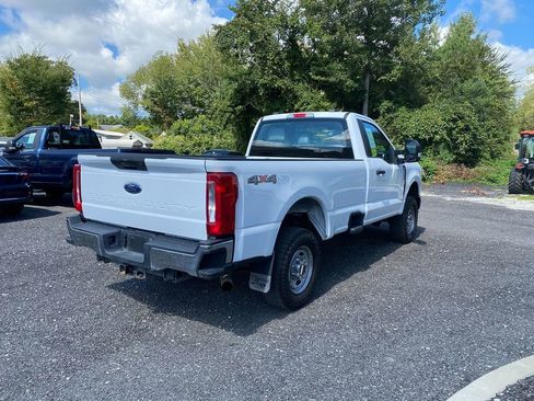 Used 2023 Ford F250 XL w/ Snow Plow/Camper Package image 5