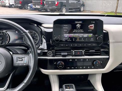 Certified 2023 Nissan Pathfinder SL w/ Cargo Package image 6