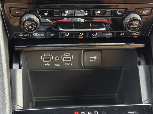 New 2025 Jeep Grand Cherokee L Summit image 16