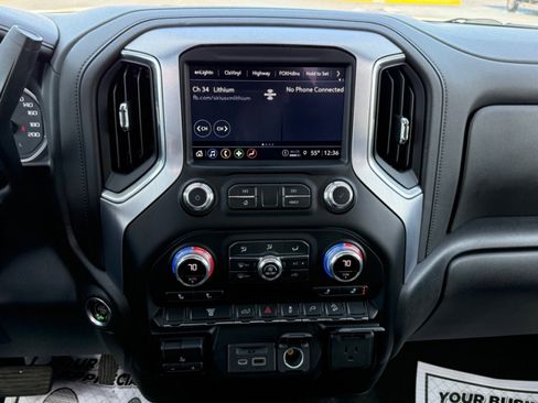 Used 2022 GMC Sierra 2500 SLE w/ SLE Value Package; image 21