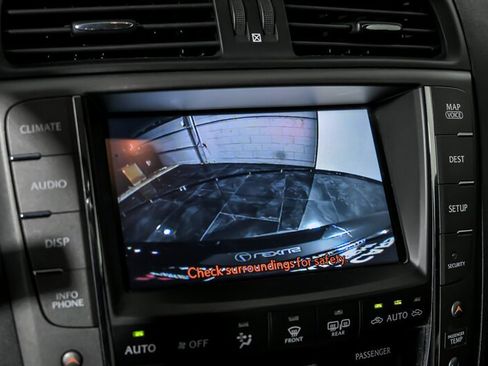 Used 2012 Lexus IS 350C image 33