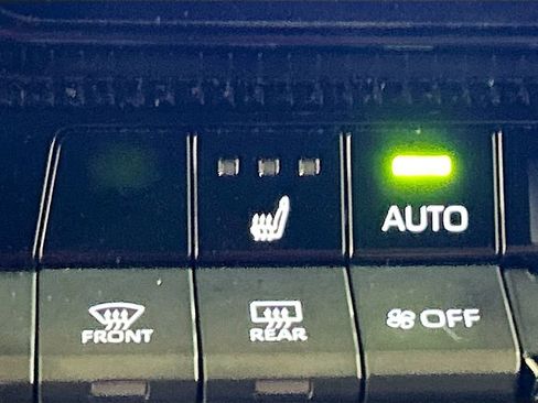 Used 2025 Toyota Land Cruiser 1958 image 17