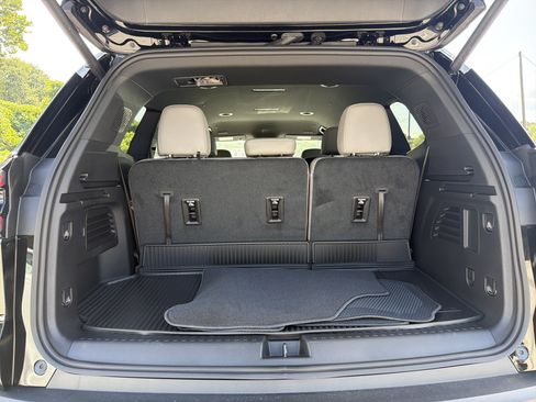 New 2026 GMC Acadia Elevation w/ Black Edition FWD image 19