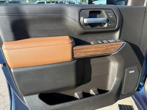 Used 2021 Chevrolet Silverado 2500 High Country w/ Safety Package II image 10