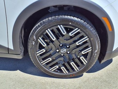 New 2026 Nissan Leaf Platinum+ FWD image 5