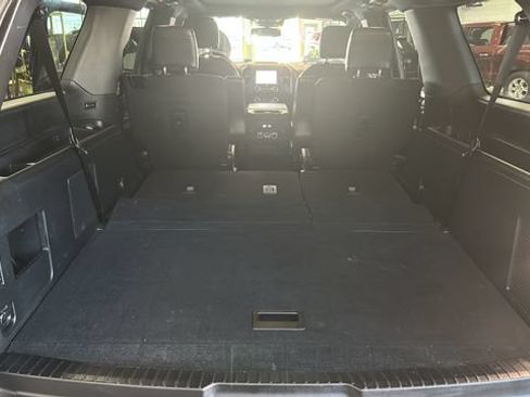 Used 2021 Ford Expedition Max Limited AWD/4WD image 37