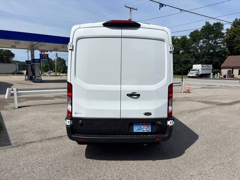 Used 2024 Ford Transit 250 148 Medium Roof w/ Exterior Upgrade Package RWD image 4