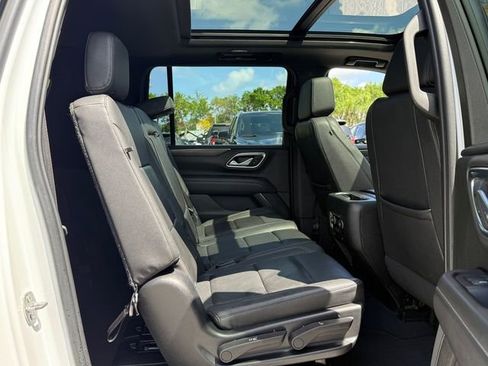 Used 2023 Chevrolet Suburban Z71 w/ Max Trailering Package AWD/4WD image 19