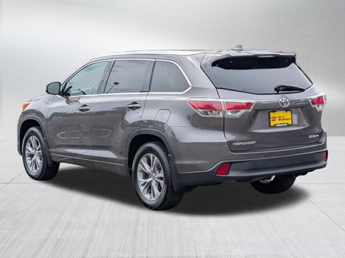 Used 2015 Toyota Highlander XLE AWD/4WD image 5