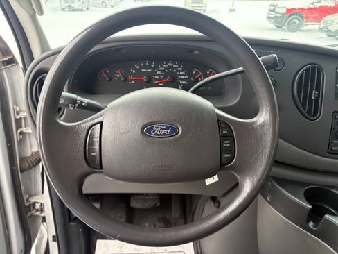 Used 2007 Ford E-350 and Econoline 350 XLT image 11