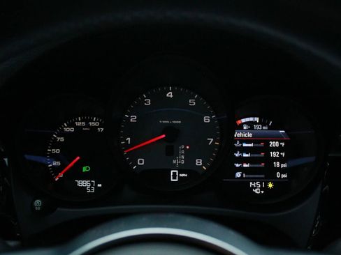 Used 2015 Porsche Macan S image 44