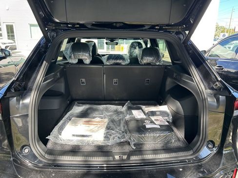 New 2026 Volkswagen Tiguan SE R-Line FWD image 44