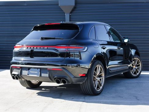 Used 2025 Porsche Macan AWD/4WD image 5