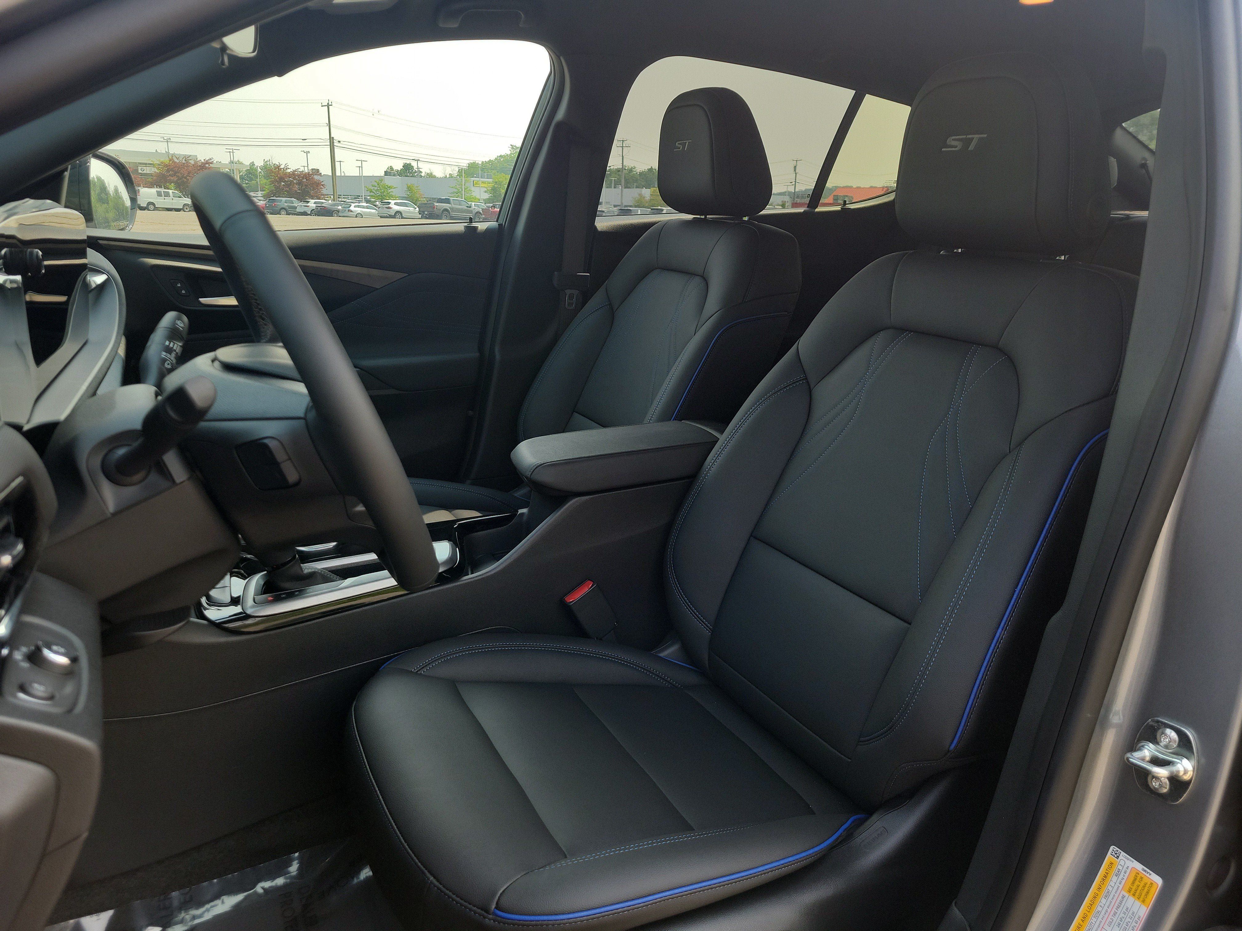 New 2026 Buick Envista Sport Touring w/ Convenience I Package FWD image 4
