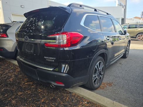 Used 2023 Subaru Ascent Touring AWD/4WD image 4