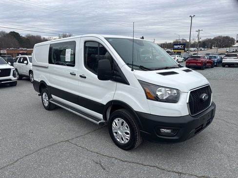 Used 2024 Ford Transit 250 Low Roof w/ Exterior Upgrade Package image 7
