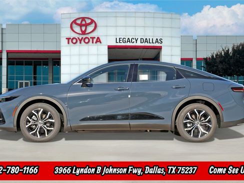 New 2026 Toyota Crown XLE image 8