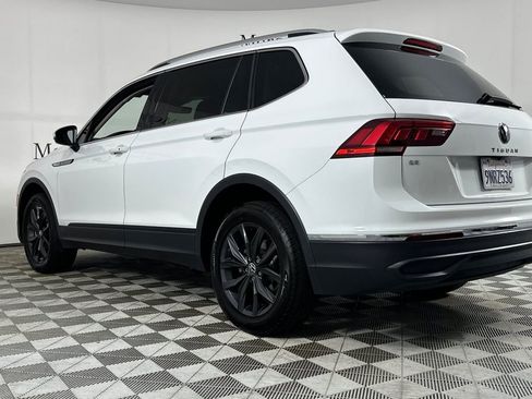 Used 2024 Volkswagen Tiguan SE image 6